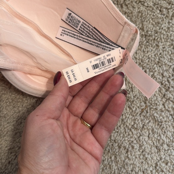 BNWT Victoria Secret 36B Demi Bra - Picture 4 of 7